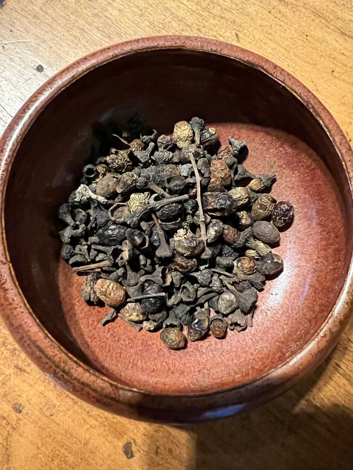 Organic Dried Japanese cinnamon fruit, Fructus Cinnamomi Japonici, Cinnamon Fruit, Fruit of Japanese Cinnamon